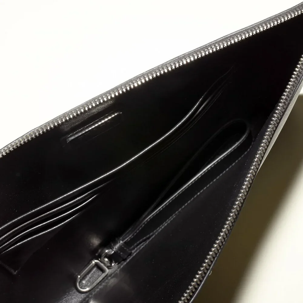 Authentic Prada Saffiano Whale Clutch – Model 2VH073 - Picture 5 of 8